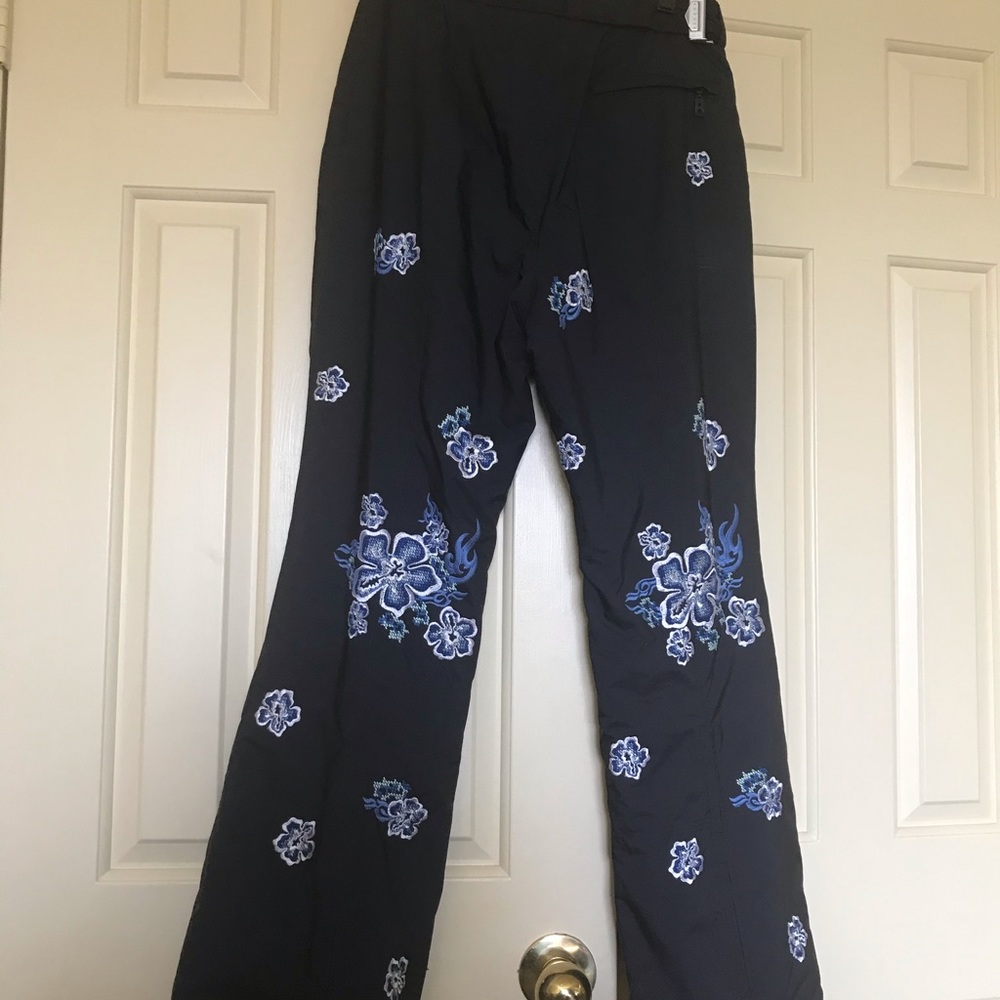 Bogner ski pants, size 10. Blue with embroidery
